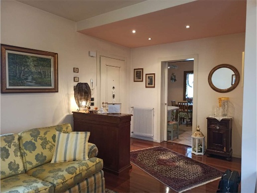 casa indipendente in vendita a Susegana in zona Colfosco