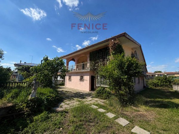 casa indipendente in vendita a Susegana in zona Colfosco