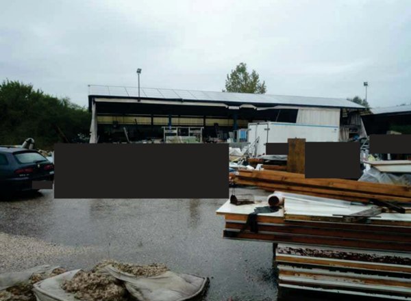 capannone in vendita a Susegana in zona Colfosco