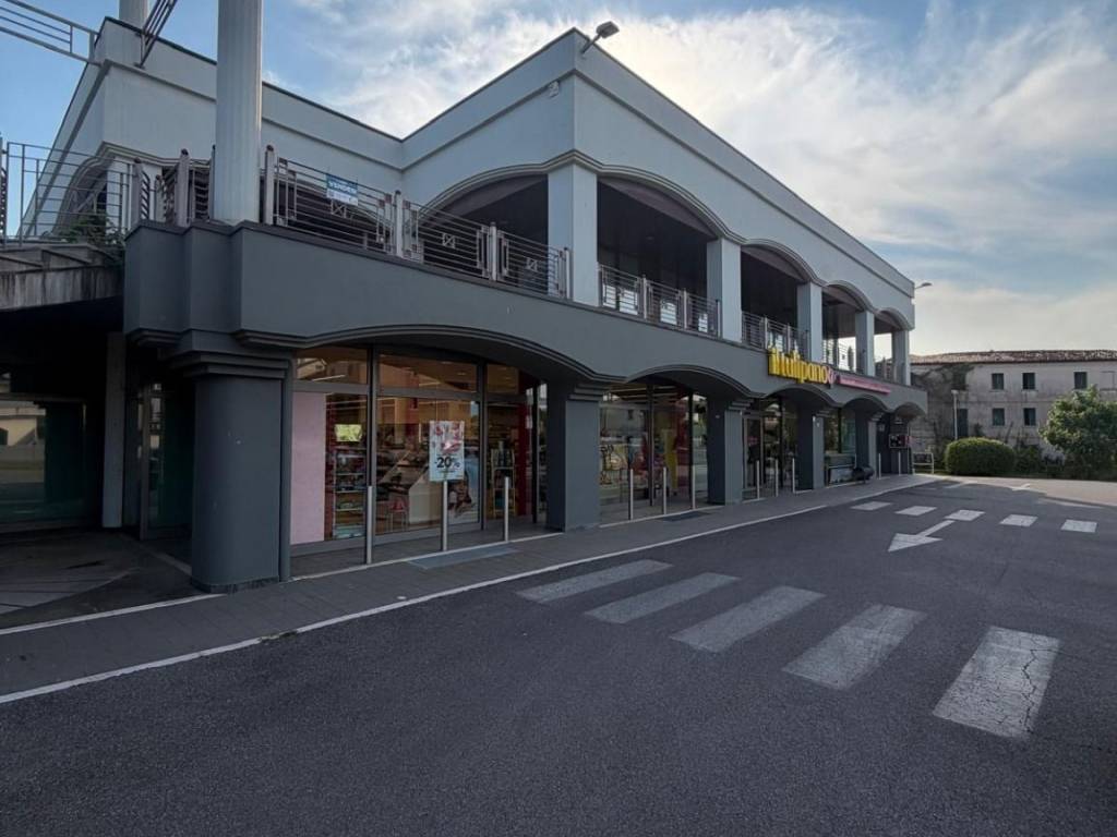 ufficio in vendita a Susegana in zona Colfosco