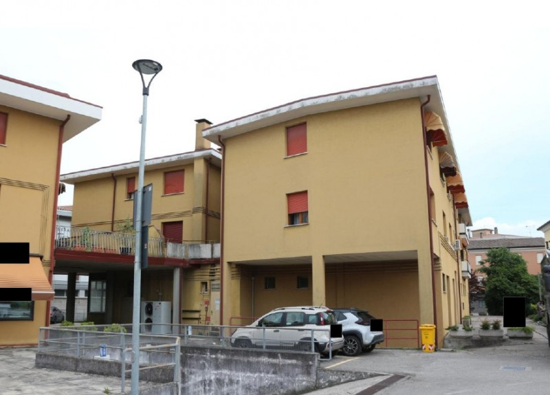 negozio in vendita a Susegana