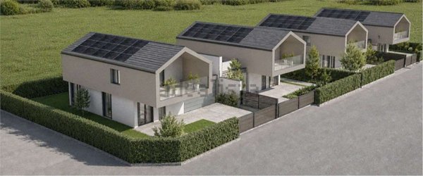 casa indipendente in vendita a Susegana