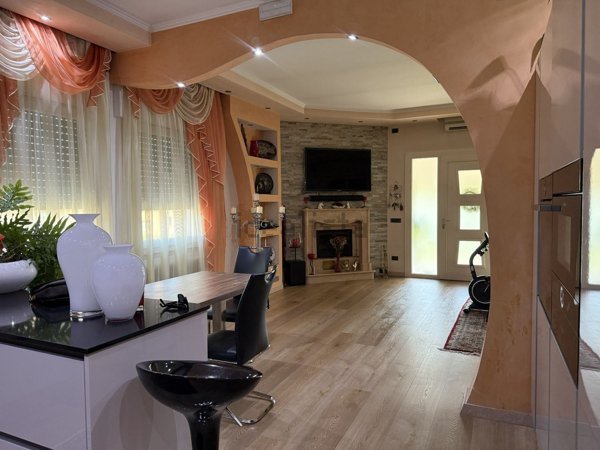 casa indipendente in vendita a Susegana