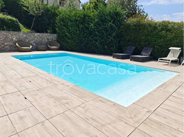 casa indipendente in vendita a Susegana in zona Crevada