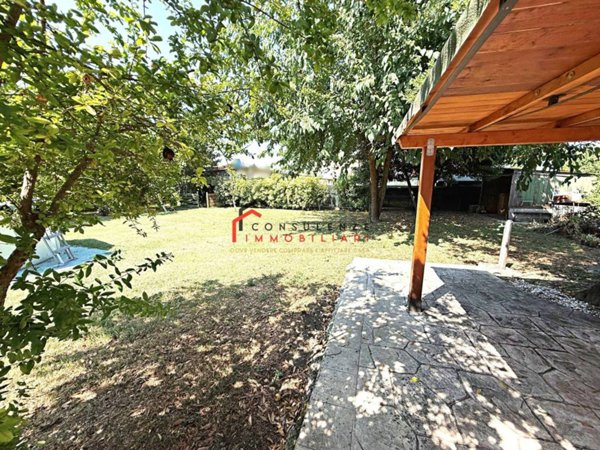 casa indipendente in vendita a Susegana in zona Ponte della Priula