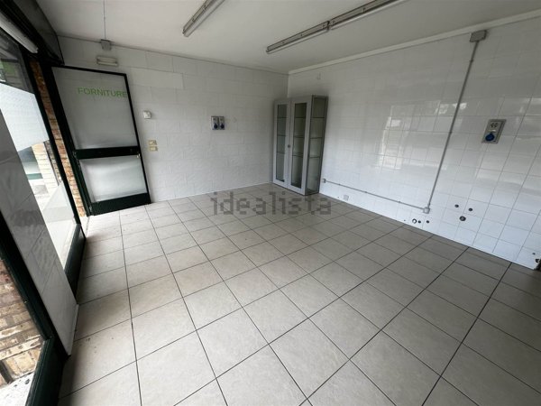 locale di sgombero in vendita a Susegana