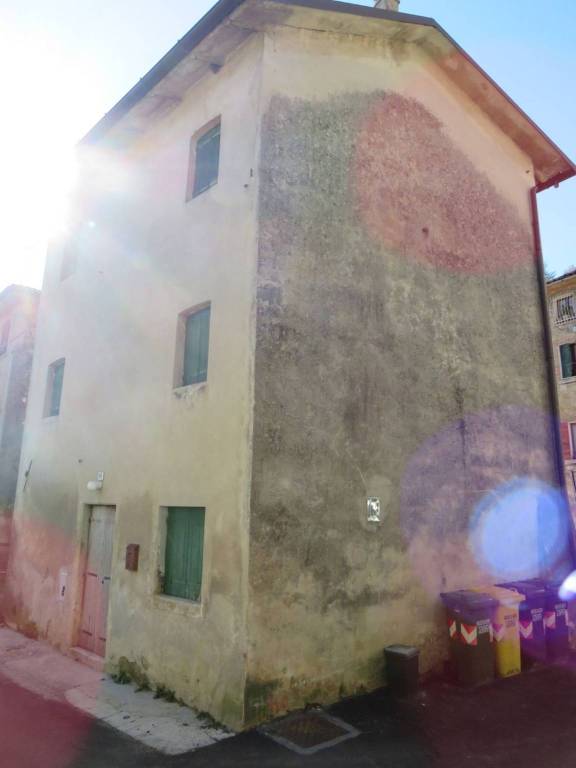 casa indipendente in vendita a Tarzo