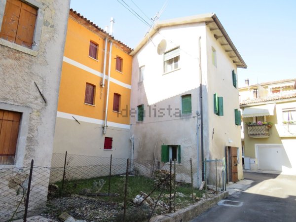 casa indipendente in vendita a Tarzo