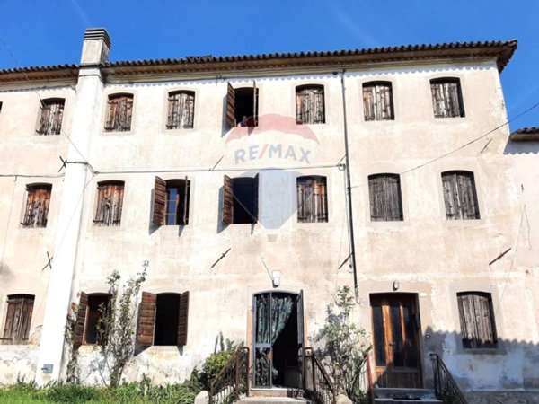 casa indipendente in vendita a Tarzo in zona Arfanta