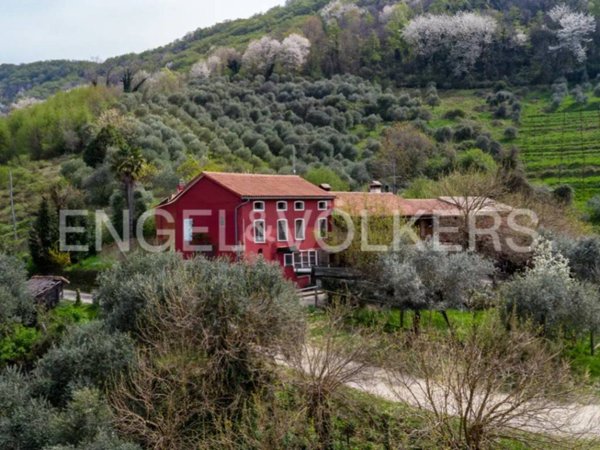 casa indipendente in vendita a Tarzo