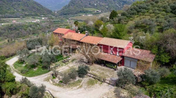 casa indipendente in vendita a Tarzo