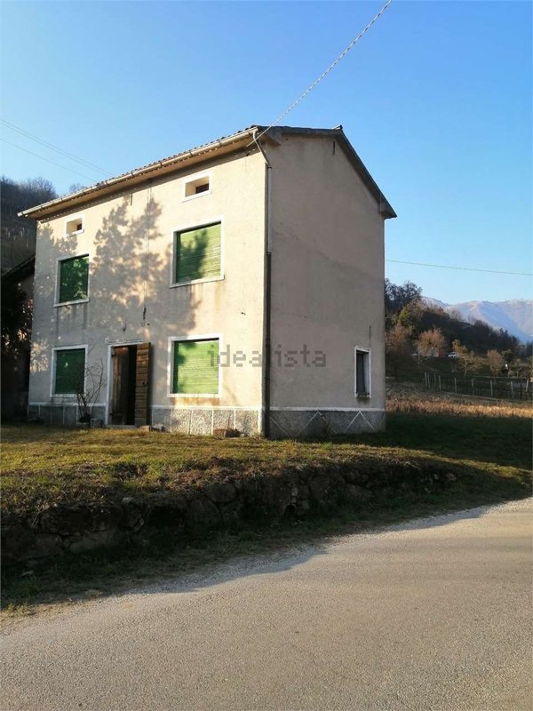 casa indipendente in vendita a Tarzo in zona Corbanese