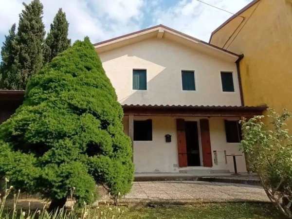 casa indipendente in vendita a Tarzo