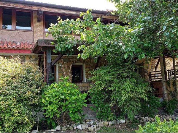 casa indipendente in vendita a Tarzo