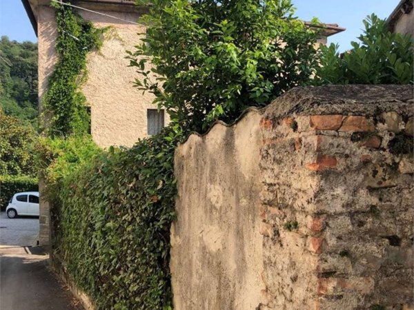casa indipendente in vendita a Tarzo in zona Resera