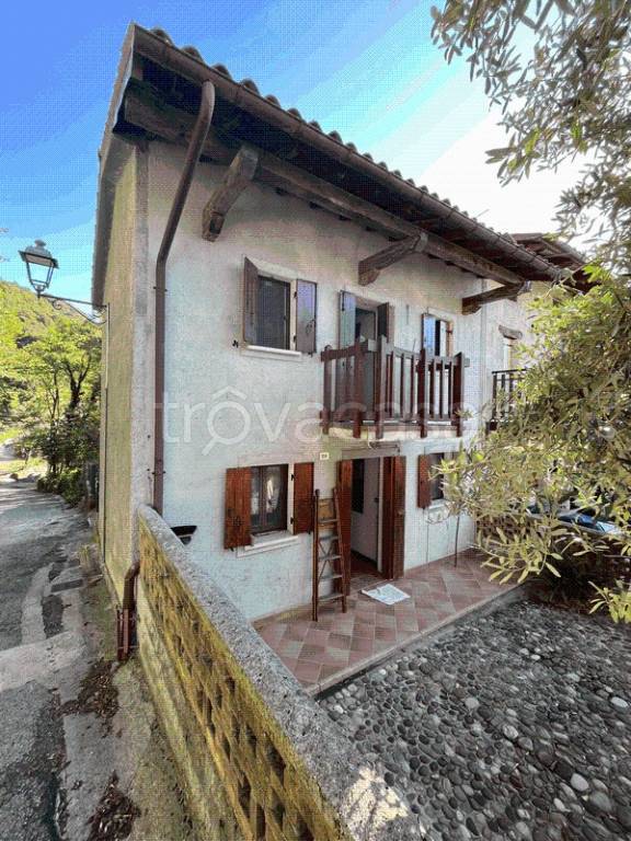 casa indipendente in vendita a Tarzo