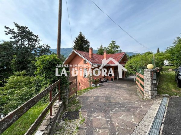 casa indipendente in vendita a Tarzo in zona Fratta