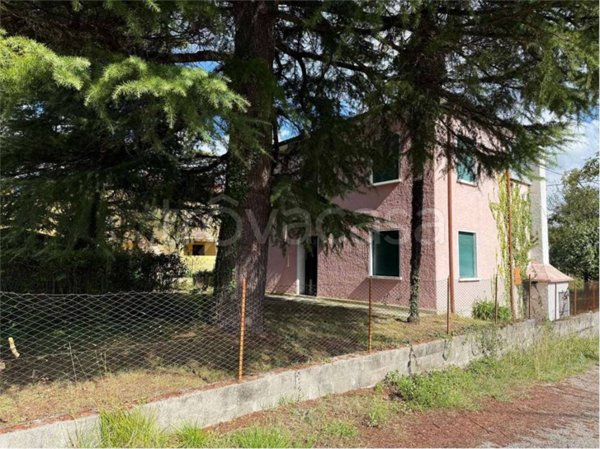 casa indipendente in vendita a Tarzo in zona Corbanese