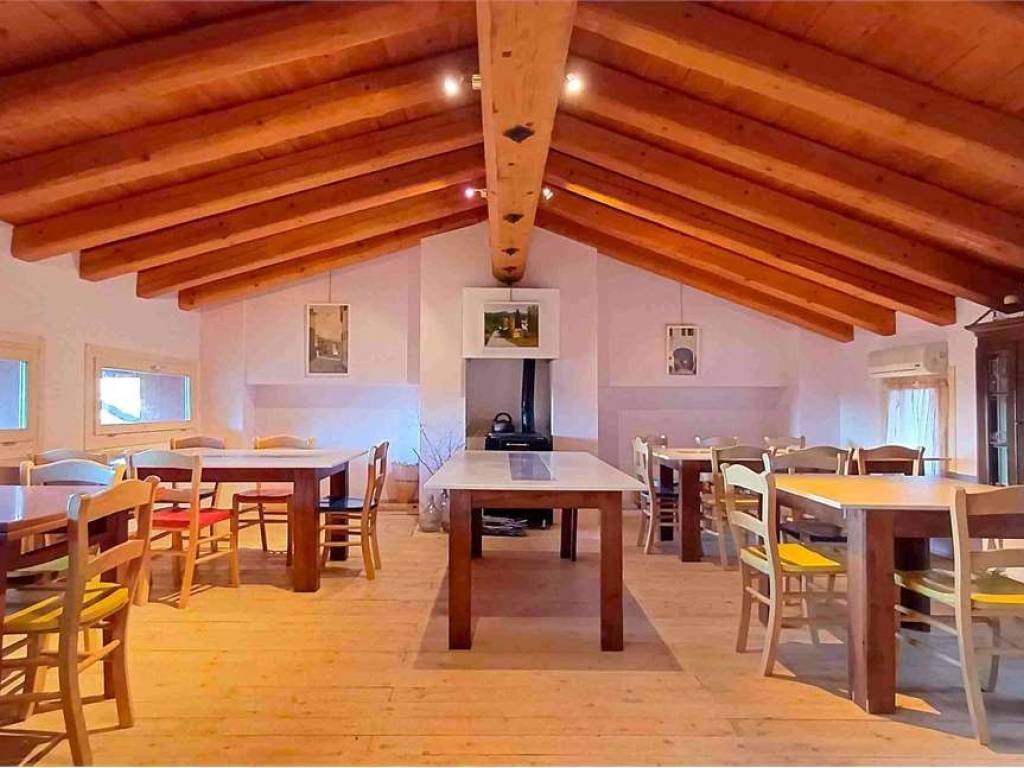 casa indipendente in vendita a Tarzo