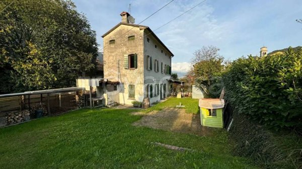 casa indipendente in vendita a Tarzo
