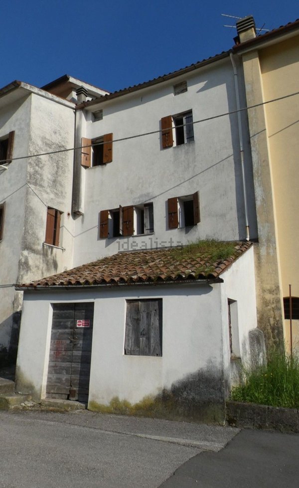 appartamento in vendita a Tarzo in zona Fratta