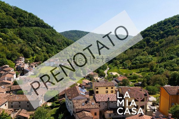 esavano in vendita a Tarzo in zona Nogarolo