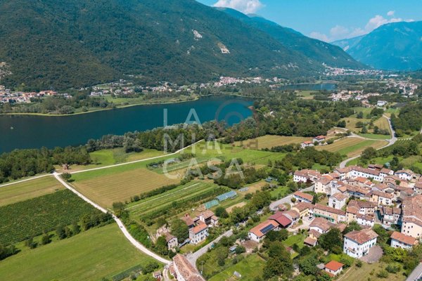 casa indipendente in vendita a Tarzo