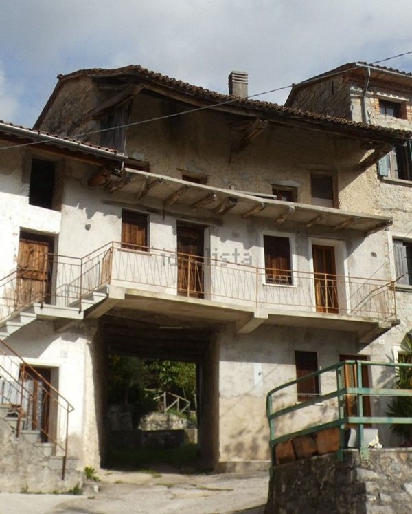 appartamento in vendita a Tarzo in zona Nogarolo