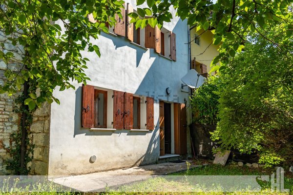 casa indipendente in vendita a Tarzo