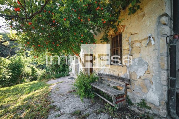casa indipendente in vendita a Tarzo