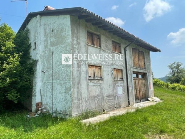 casa indipendente in vendita a Tarzo