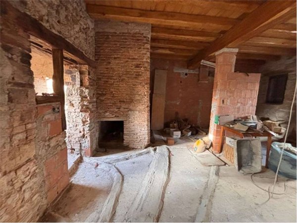 casa indipendente in vendita a Tarzo