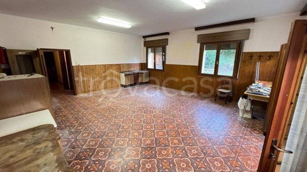 casa indipendente in vendita a Tarzo