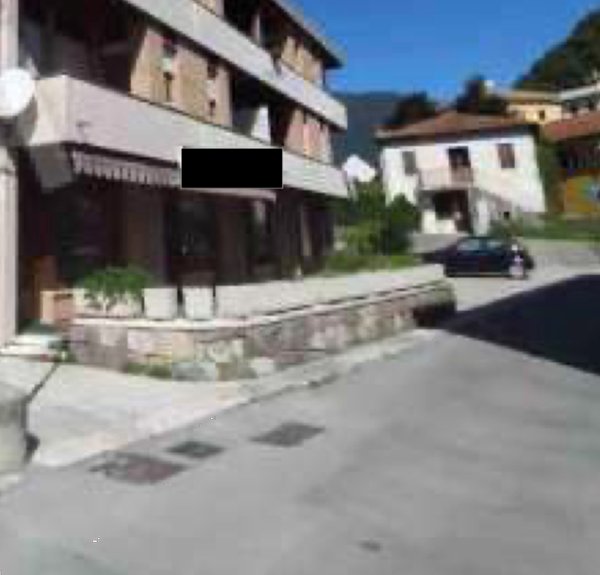 ufficio in vendita a Tarzo in zona Fratta