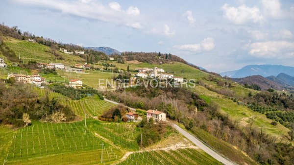 appartamento in vendita a Tarzo