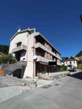 negozio in vendita a Tarzo in zona Fratta