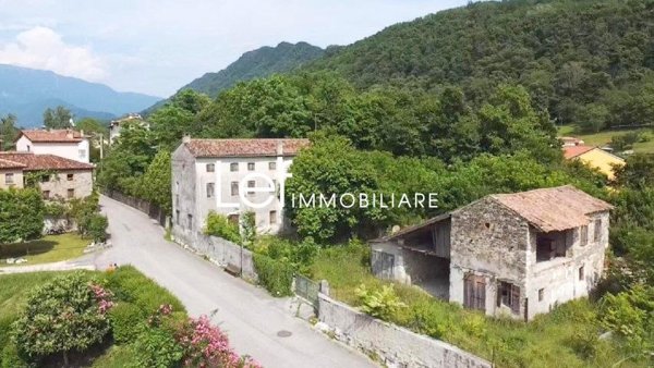 appartamento in vendita a Tarzo in zona Colmaggiore