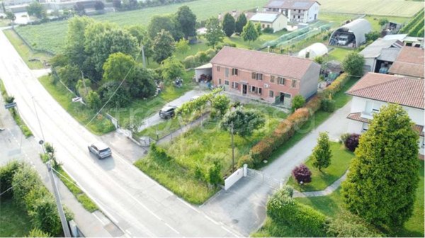 casa indipendente in vendita a Trevignano in zona Falzè