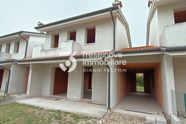 locale di sgombero in vendita a Trevignano