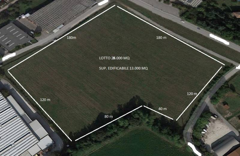 terreno edificabile in vendita a Trevignano in zona Signoressa