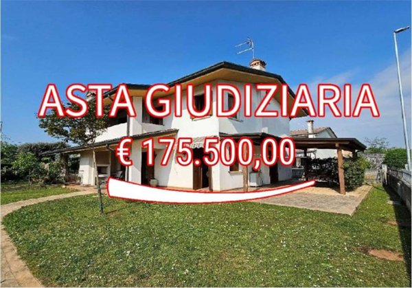 casa indipendente in vendita a Trevignano in zona Musano