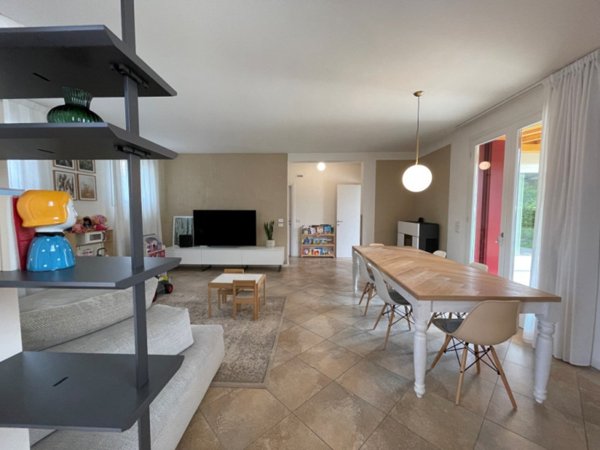 casa indipendente in vendita a Trevignano