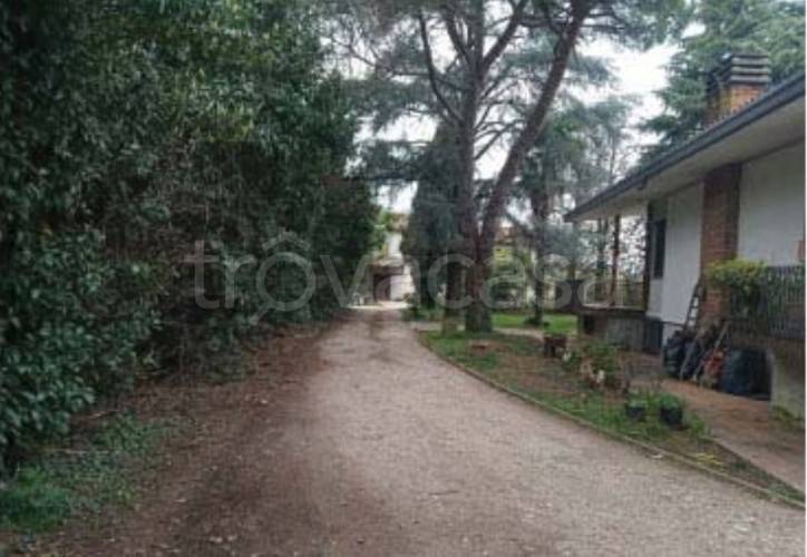 casa indipendente in vendita a Trevignano