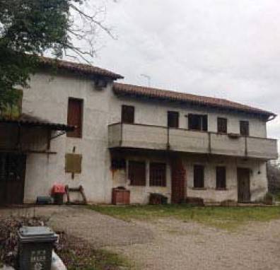 locale di sgombero in vendita a Trevignano