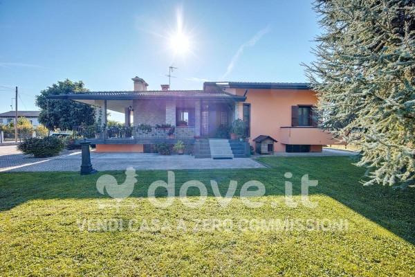 casa indipendente in vendita a Trevignano