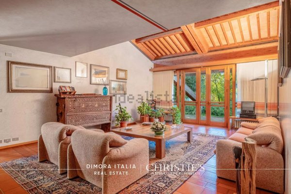 casa indipendente in vendita a Trevignano