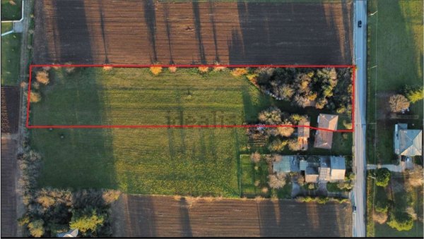 casa indipendente in vendita a Trevignano in zona Signoressa