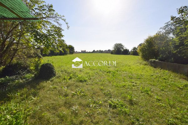 casa indipendente in vendita a Trevignano