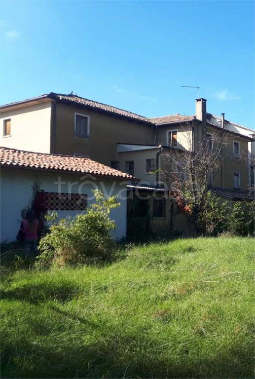 casa semindipendente in vendita a Trevignano