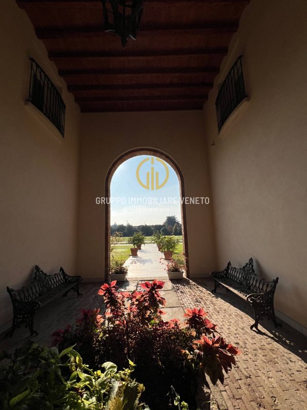 casa indipendente in vendita a Trevignano